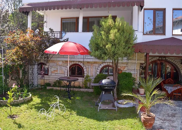 Katty Guest house 2*